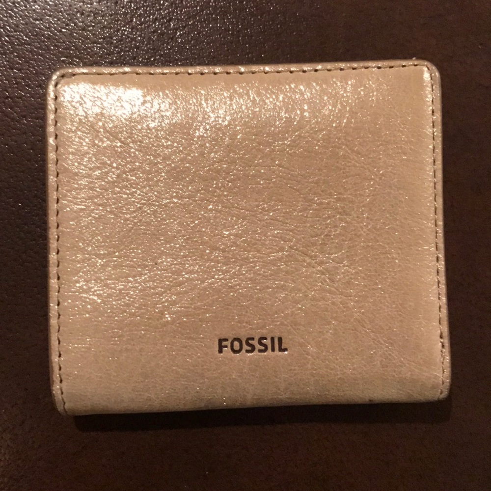 RFID blocker Gold Fossil Wallet